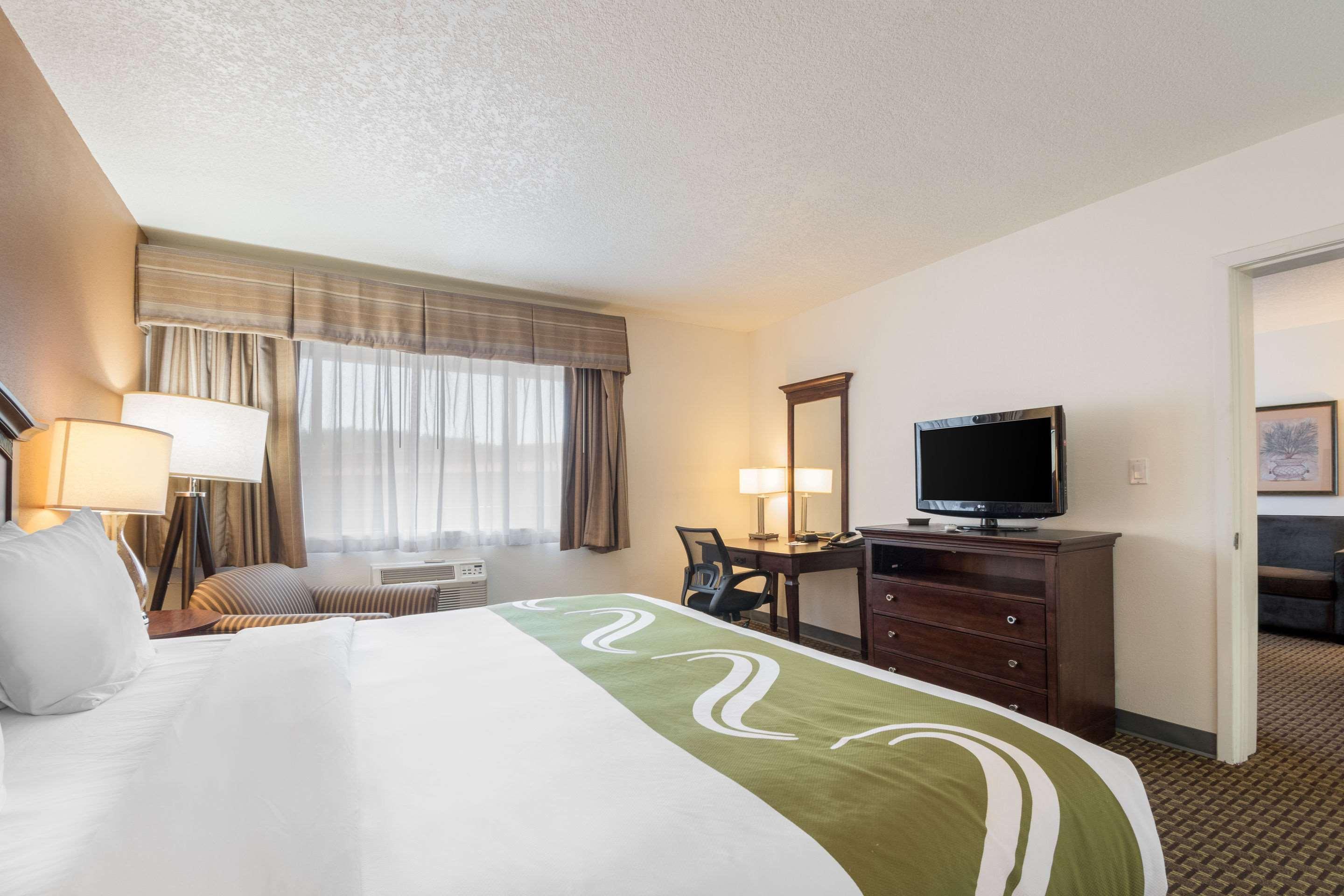 Quality Inn & Suites Airport Portland Zewnętrze zdjęcie