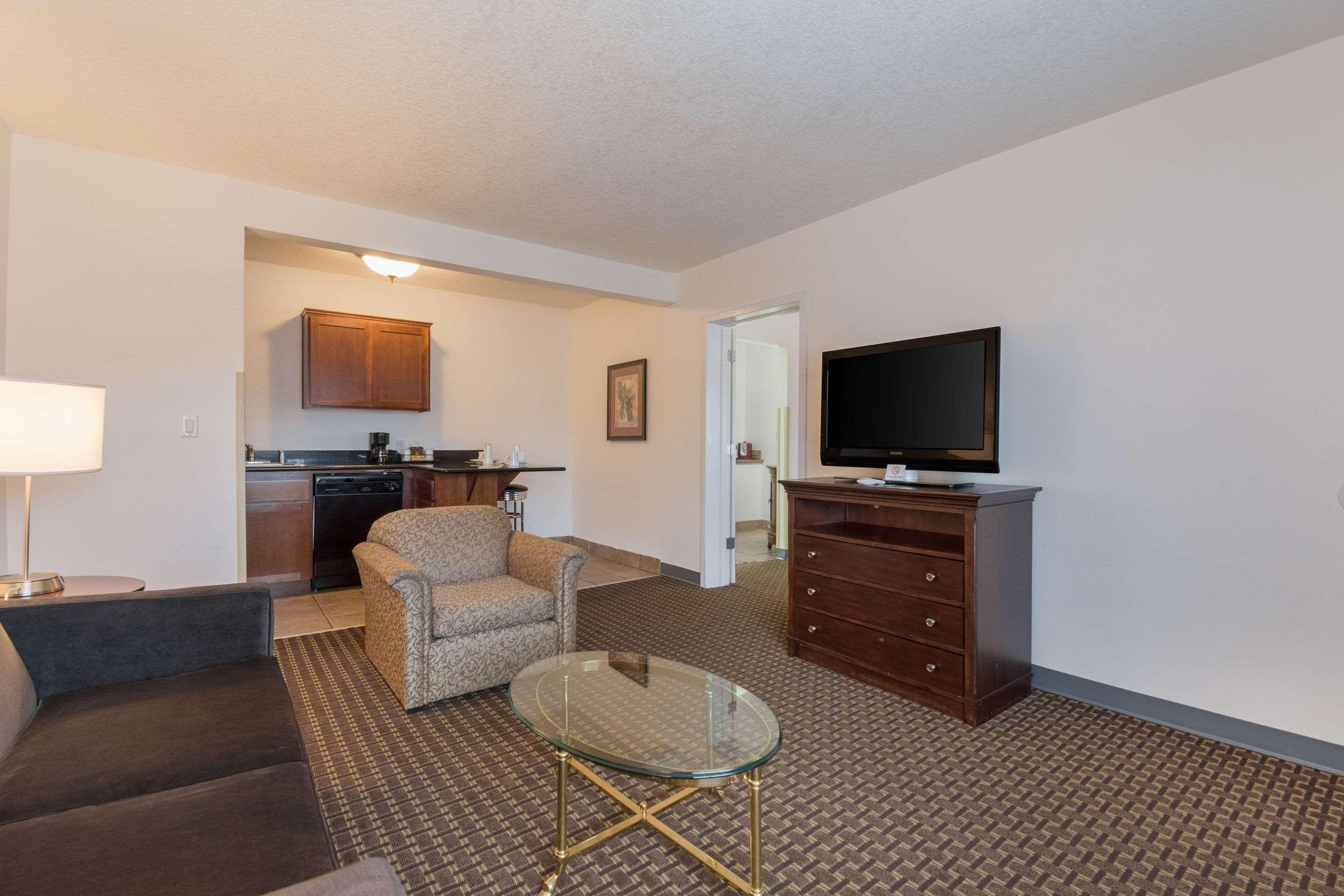 Quality Inn & Suites Airport Portland Zewnętrze zdjęcie