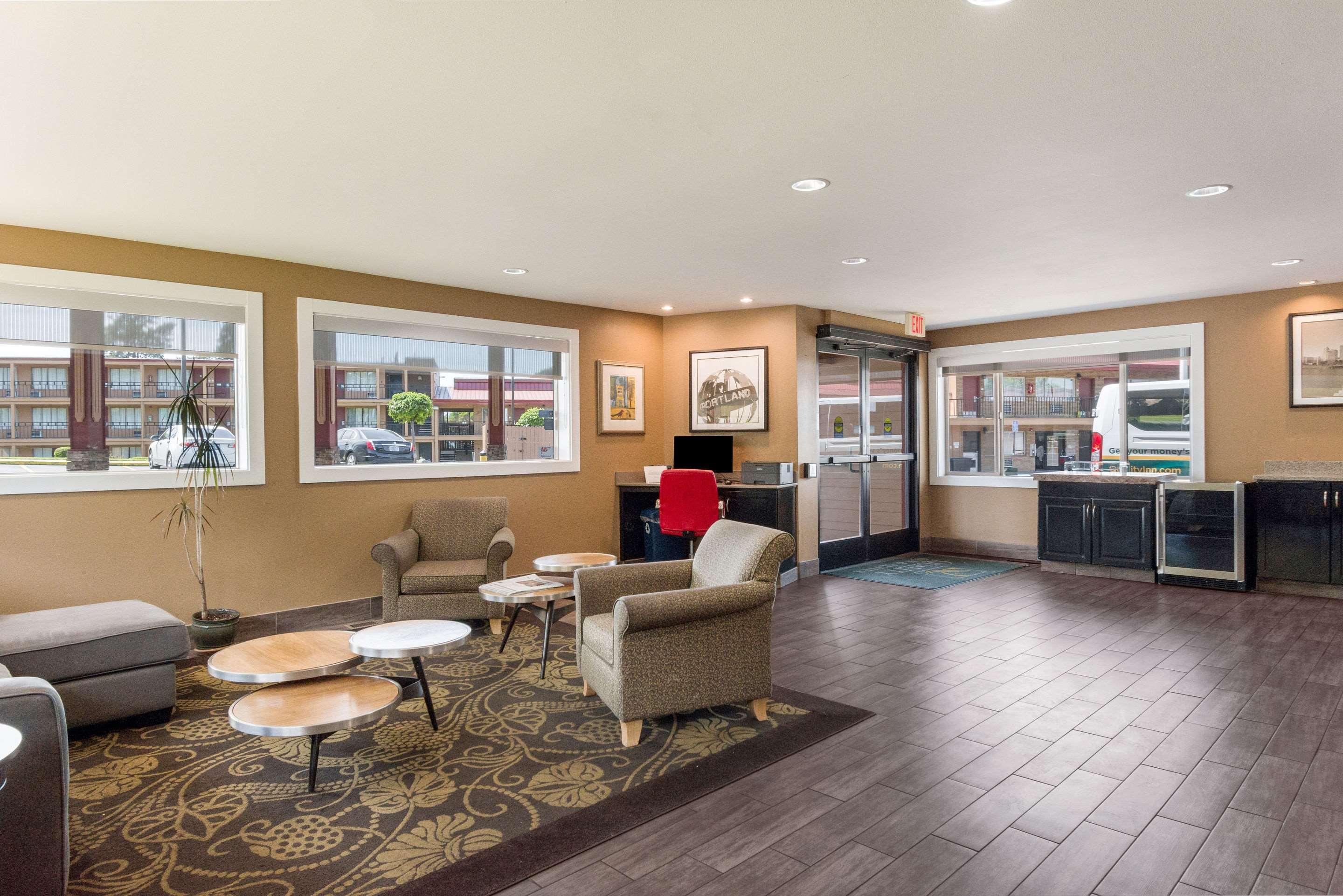 Quality Inn & Suites Airport Portland Zewnętrze zdjęcie